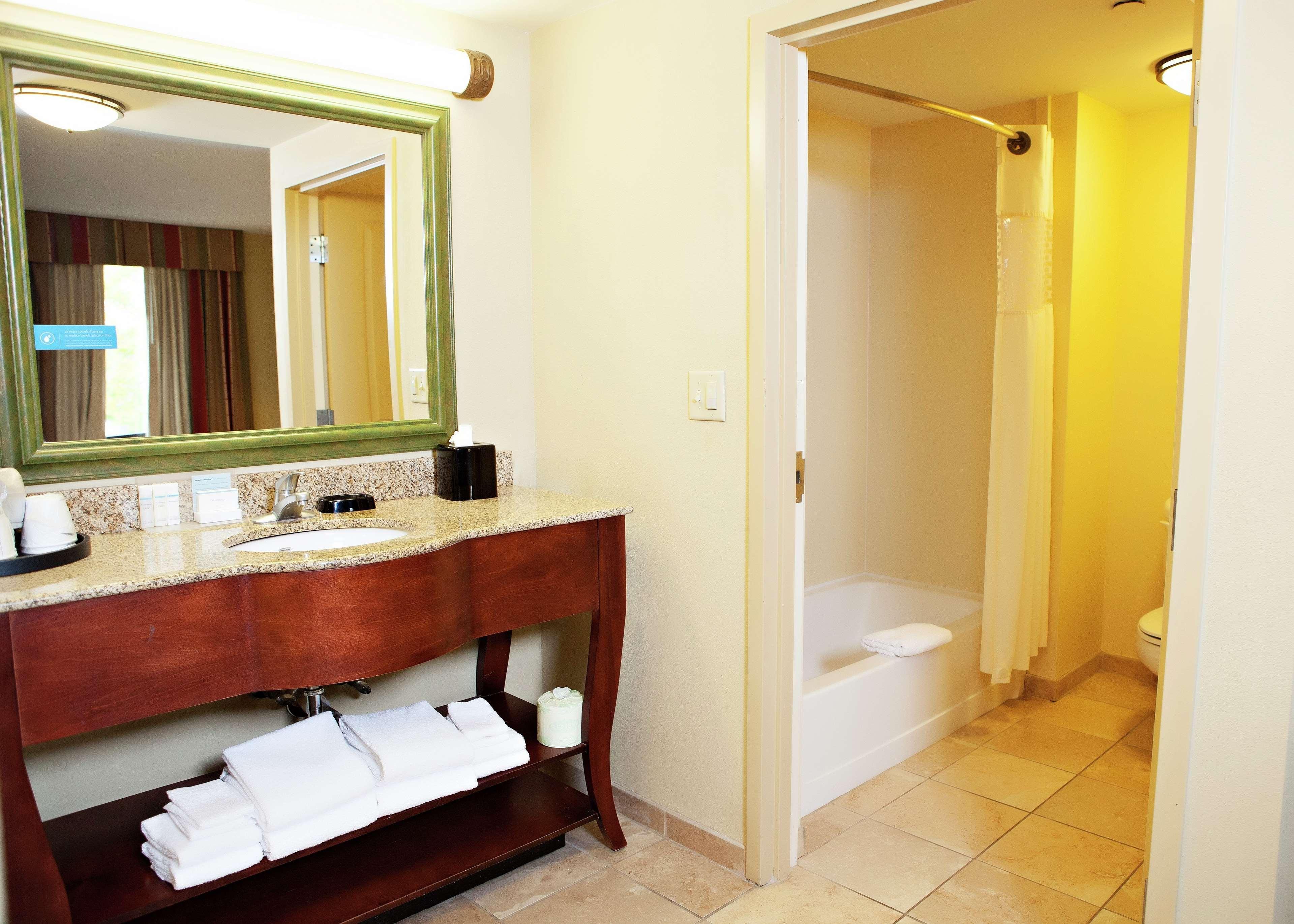 Hotel Hampton 3*