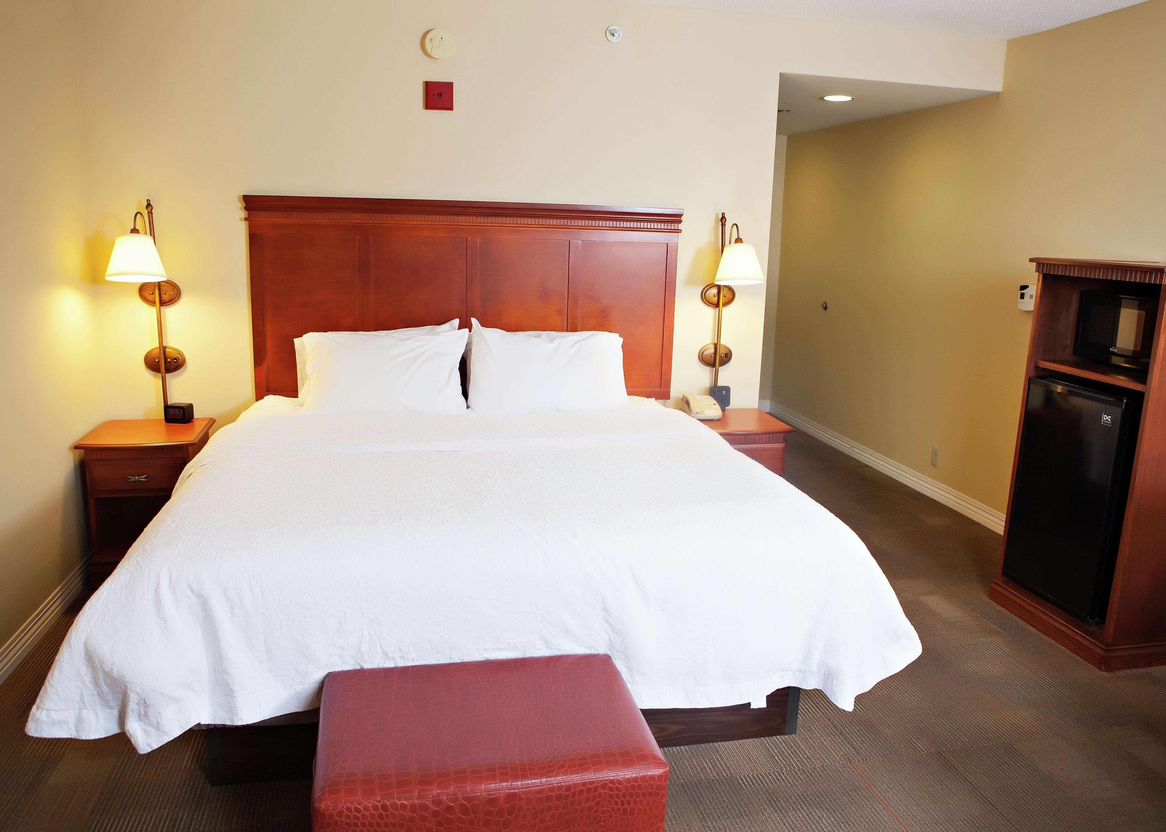 Hampton 3*