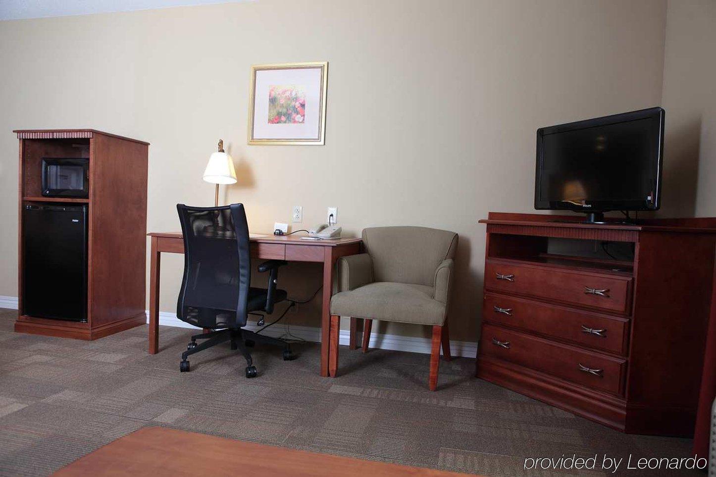 Hotel Hampton