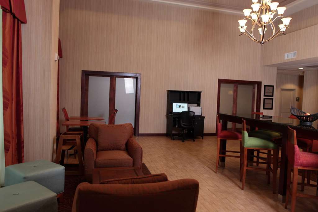 Hotel Hampton