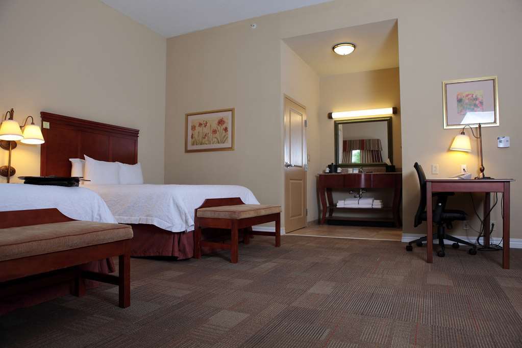 Hotel Hampton 3*