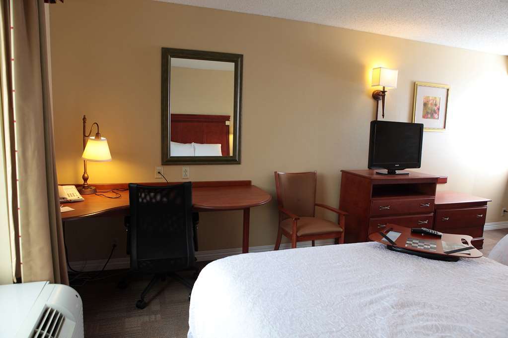 Hampton 3*